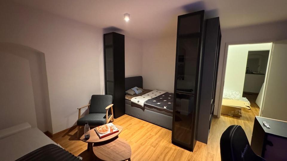 Wohnen auf Zeit Straubing - 1 Zimmer, 16 m&sup2;, 780&euro; | Angebot:26302103