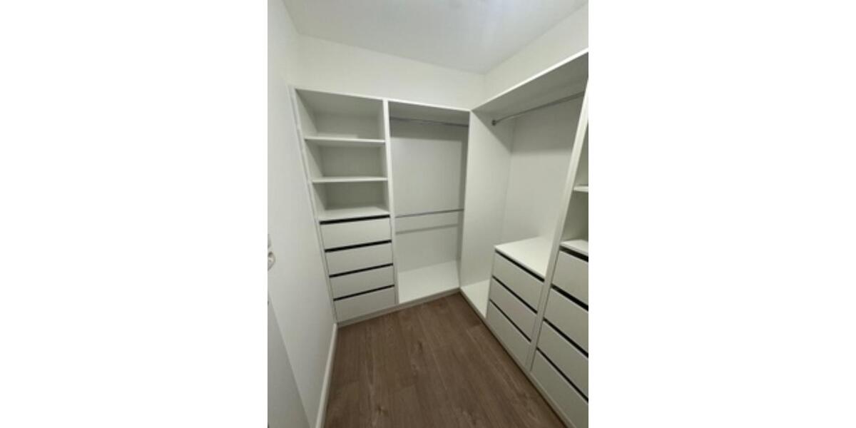 Doppelhaushälfte Bad Segeberg - 4 Zimmer, 150 m&sup2;, 2.250&euro; | Angebot:25939414