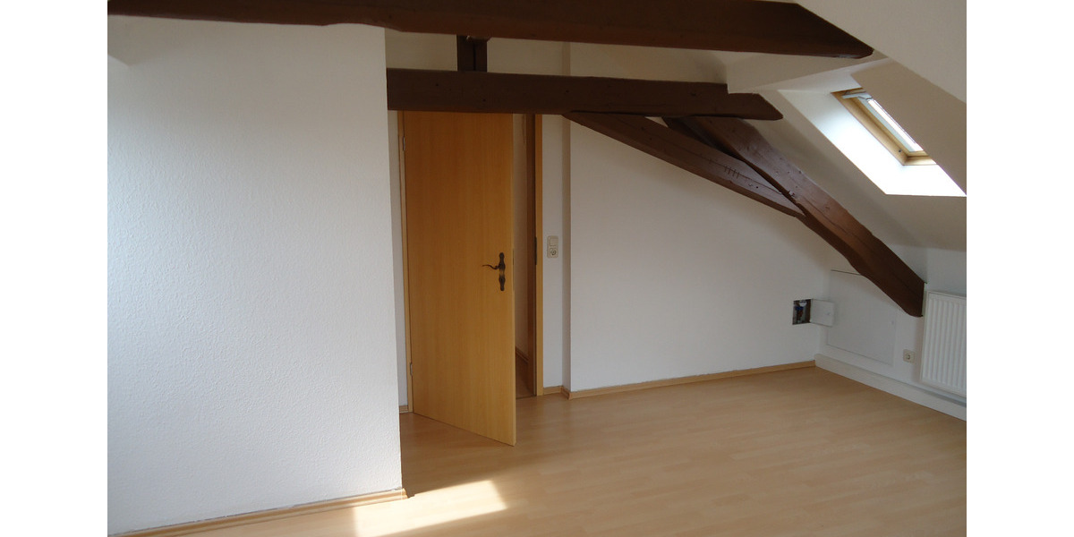 Dachgeschoßwohnung Rosenthal am Rennsteig - 3 Zimmer, 80 m&sup2;, 420&euro; | Angebot:24654851
