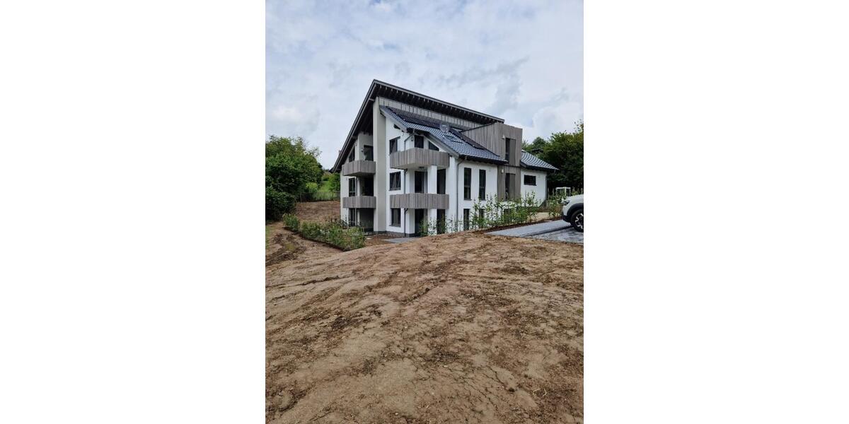 Etagenwohnung Windeck - 2 Zimmer, 83 m&sup2;, 980&euro; | Angebot:25171462