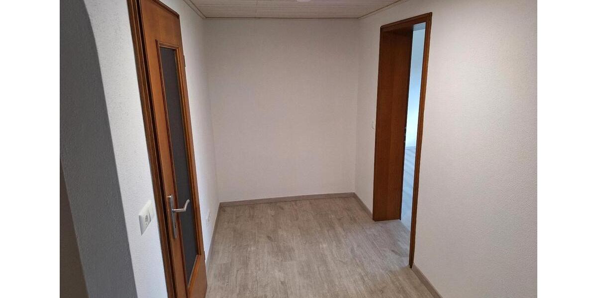 Etagenwohnung Monheim - 3 Zimmer, 93 m&sup2;, 760&euro; | Angebot:26624089