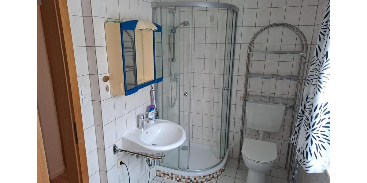 3 Zimmer Küche Bad mit Terrasse und Kellerraum 3 zimmer