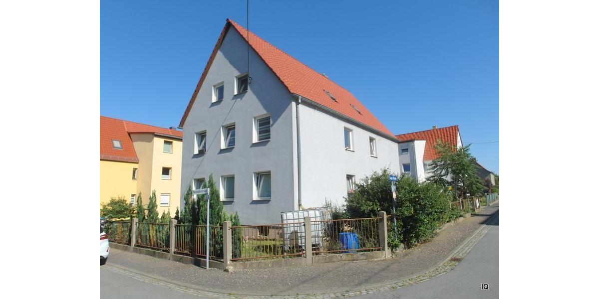 Kleine 2-Zimmer-Singlewohnung in RÖDERAU * Laminatboden * separater Essküche * Dusche 2 zimmer