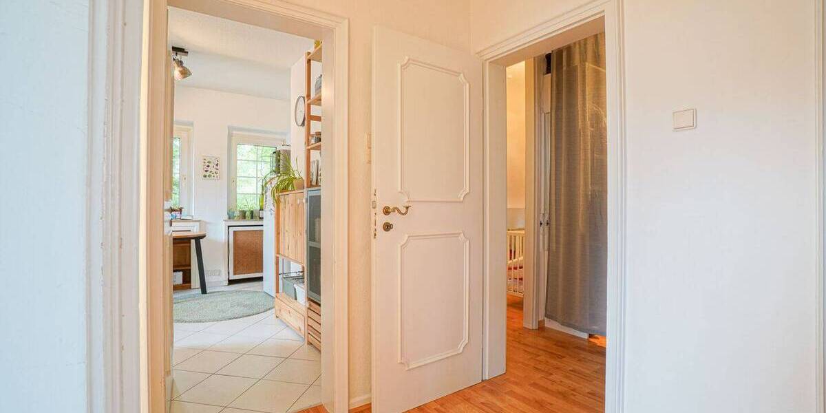 Etagenwohnung Duisburg Dellviertel - 3 Zimmer, 110 m&sup2;, 1.100&euro; | Angebot:26569409
