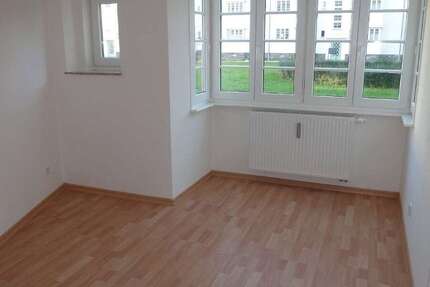 Wohnung zum Mieten in Chemnitz 350 € 57.33 m² 3 zimmer