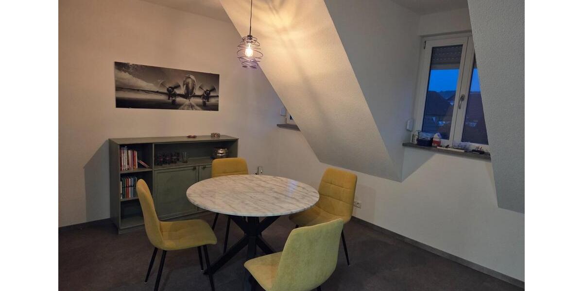 Dachgeschoßwohnung Margetshöchheim - 3 Zimmer, 78 m&sup2;, 1.250&euro; | Angebot:24371677