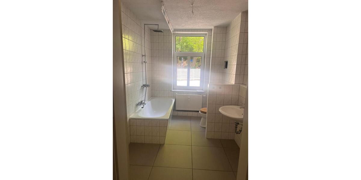 Etagenwohnung Hohenstein-Ernstthal Ernstthal - 3 Zimmer, 78 m&sup2;, 400&euro; | Angebot:26646087