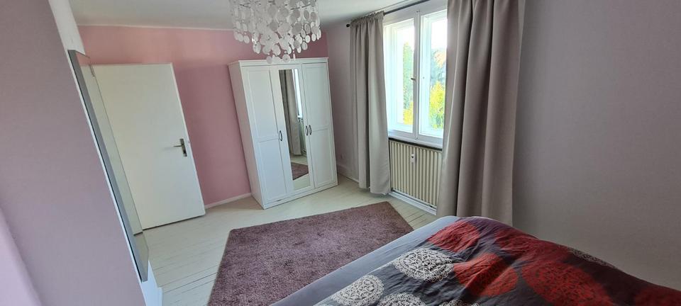 Dachgeschoßwohnung Zirndorf - 2.5 Zimmer, 53 m&sup2;, 650&euro; | Angebot:26315196