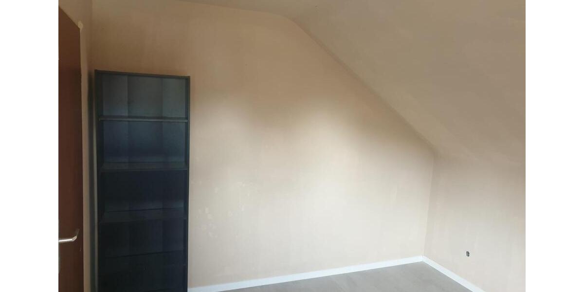 Etagenwohnung Reutlingen Reutlingen (Kernstadt) - 5 Zimmer, 110 m&sup2;, 1.350&euro; | Angebot:24801947