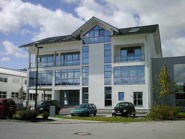 Gewerbeobjekt Krailling - 3 Zimmer, 93 m&sup2;, 1.025&euro; | Angebot:25799007