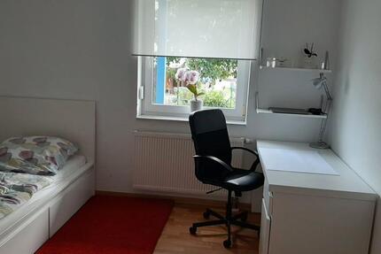 Wohnen auf Zeit Baunatal - 1 Zimmer, 13 m&sup2;, 400&euro; | Angebot:26152575