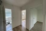 Gepflegte 2-Zimmer-Wohnung im Dachgeschoss mit Dusche in Wilhelmshaven City