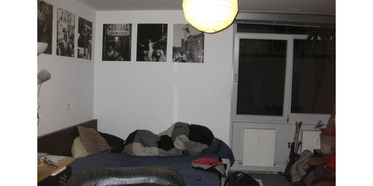 WG Zimmer Altstadt, 1x gemeinsam 318€, 1x allein eigen. Bad 581 € 2 zimmer