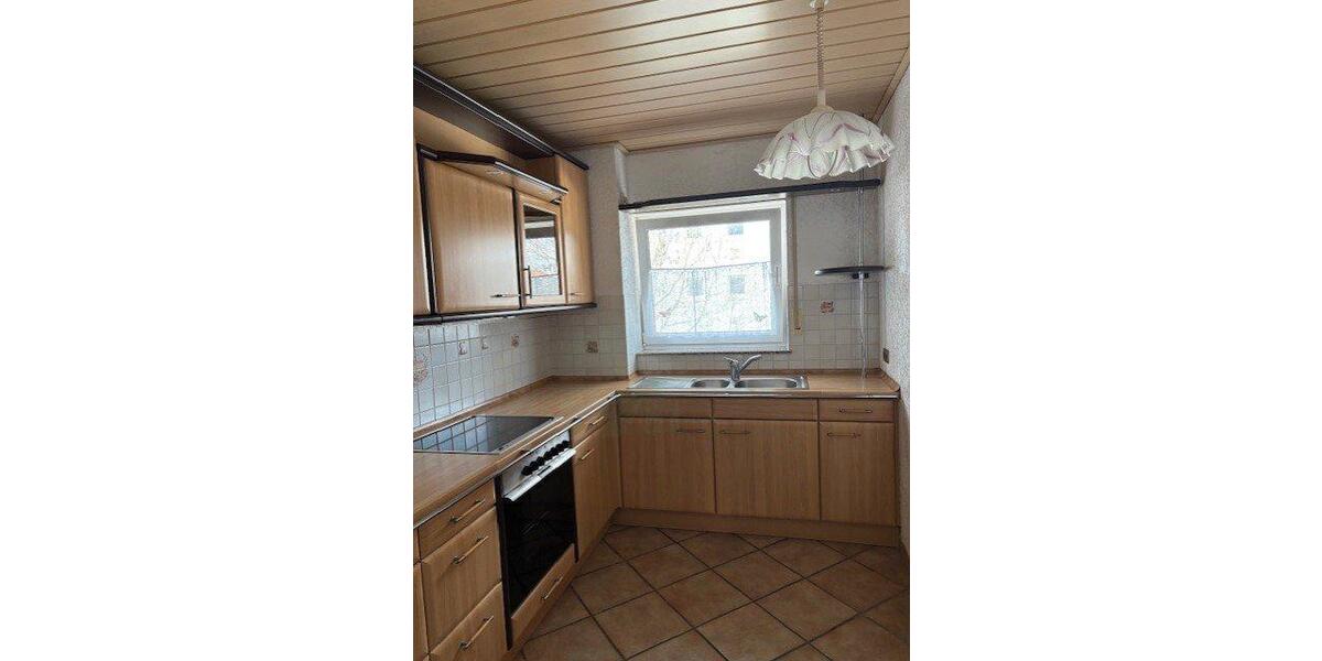 Etagenwohnung Ludwigshafen am Rhein Ludwigshafen-Hemshof - 1 Zimmer, 70 m&sup2;, 650&euro; | Angebot:25994786