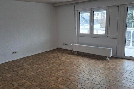 Wohnung Pfungstadt - 3 Zimmer, 92 m&sup2;, 1.100&euro; | Angebot:25086647