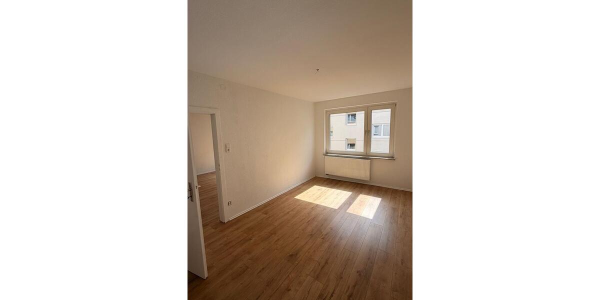 Hochparterre Wuppertal Dornap - 2 Zimmer, 64 m&sup2;, 780&euro; | Angebot:26692008