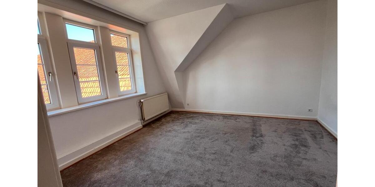 Etagenwohnung Isernhagen - 6 Zimmer, 190 m&sup2;, 1.249&euro; | Angebot:26705850