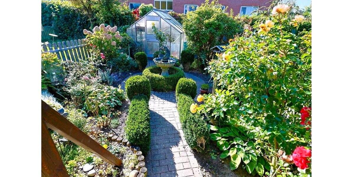 Reihenhaus Reinfeld (Holstein) - 5.5 Zimmer, 168 m&sup2;, 1.900&euro; | Angebot:26047235