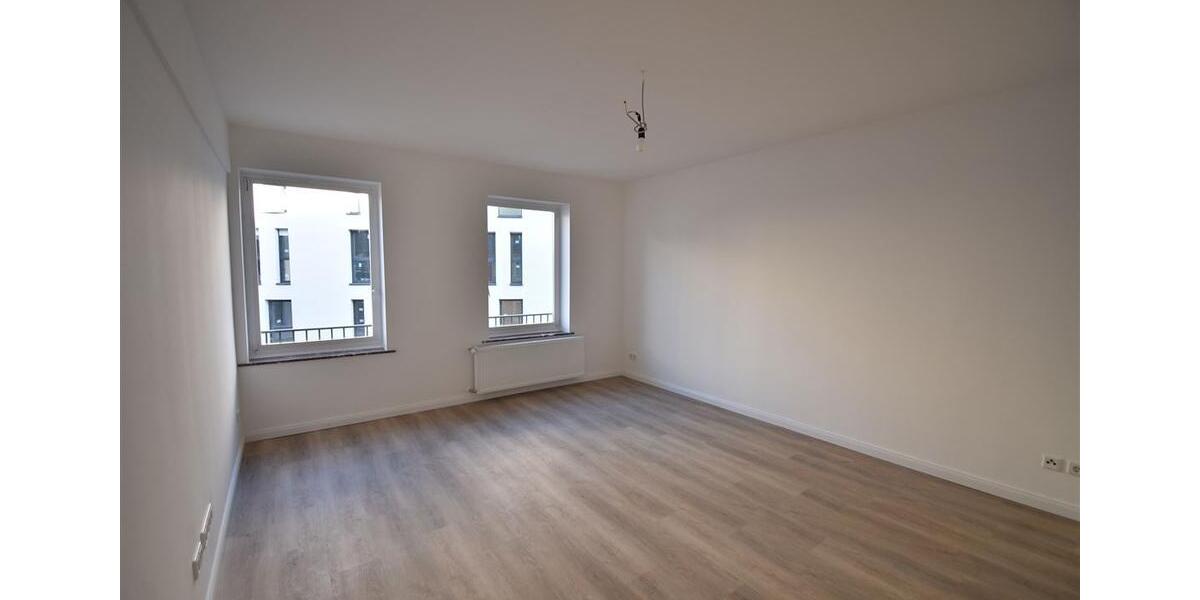 Dachgeschoßwohnung Düsseldorf - 2 Zimmer, 59 m&sup2;, 1.095&euro; | Angebot:22051325
