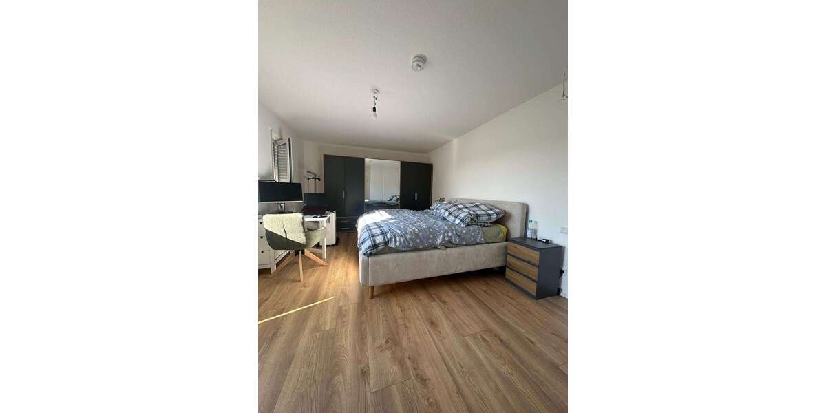 Etagenwohnung Ludwigshafen Ludwigshafen-Hemshof - 2 Zimmer, 62 m&sup2;, 865&euro; | Angebot:27114896