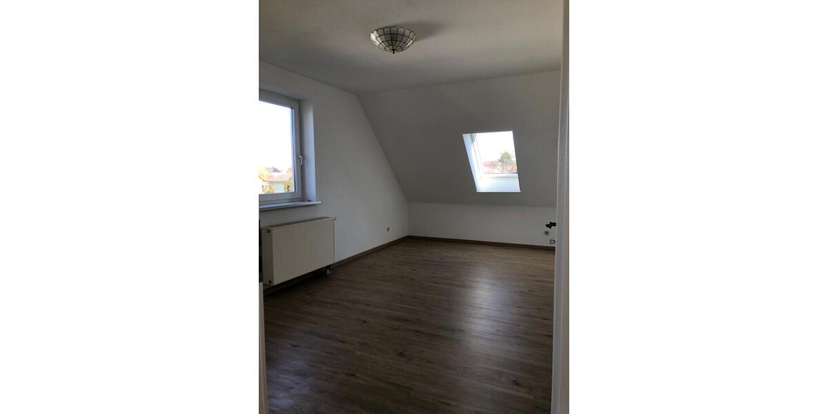 Einfamilienhaus Senftenberg - 4 Zimmer, 120 m&sup2;, 1.500&euro; | Angebot:25955462