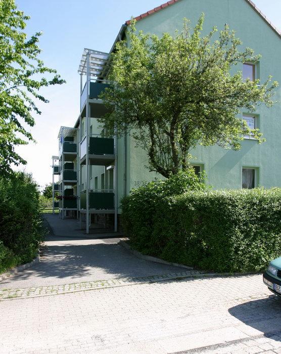 Praktisch geschnittene DreiraumWohnung mit Grün drumherum