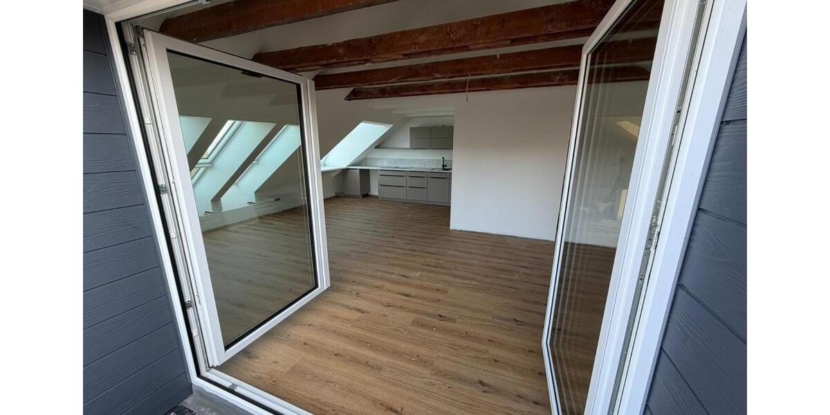 Dachgeschoßwohnung Fahrdorf - 3 Zimmer, 92 m&sup2;, 1.525&euro; | Angebot:25931741