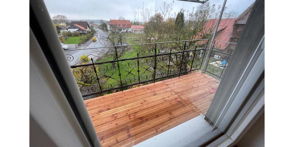 Etagenwohnung Frielendorf - 5 Zimmer, 112 m&sup2;, 950&euro; | Angebot:25840197