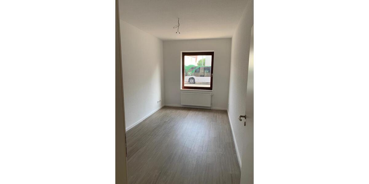 Erdgeschoßwohnung Hildesheim Himmelsthür - 3 Zimmer, 70 m&sup2;, 660&euro; | Angebot:25904825