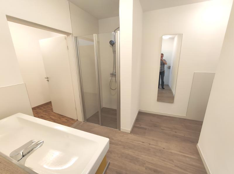 ERSTBEZUG nach Sanierung - Einfamilienhaus mit großer Terrasse und Garage 6 zimmer