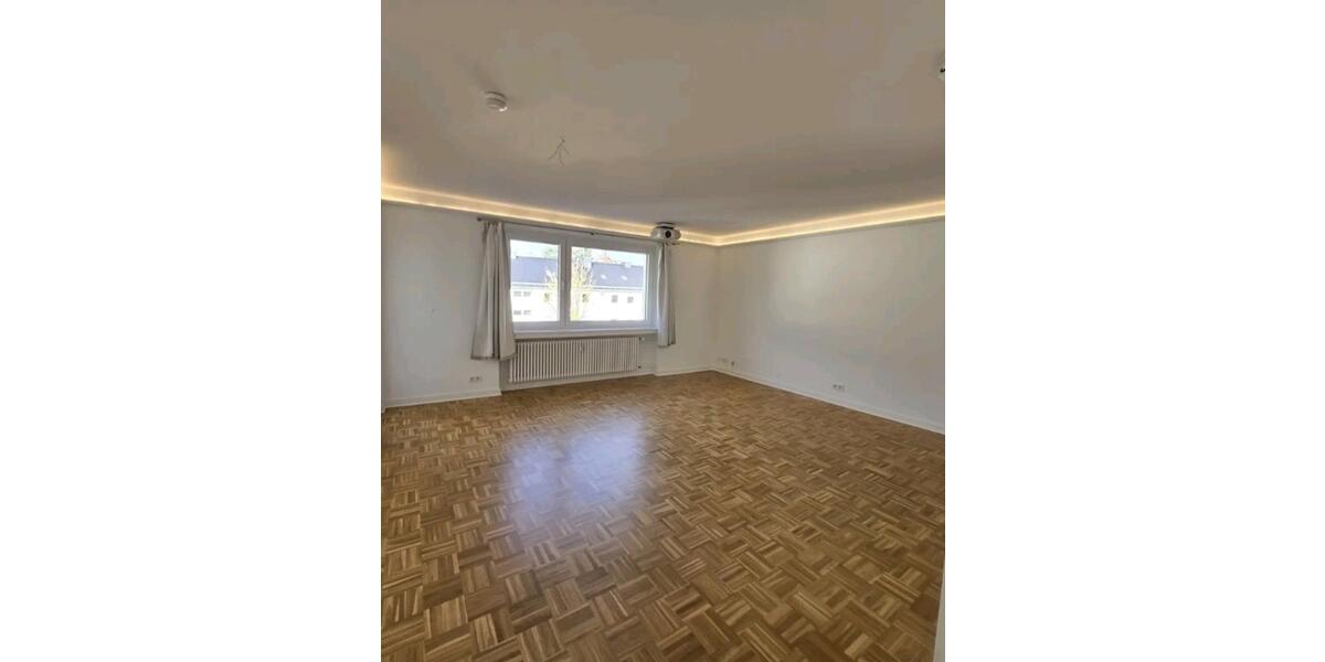 Ruhige, geräumige 5-Zimmer-Wohnung in Kirchrode 5 zimmer