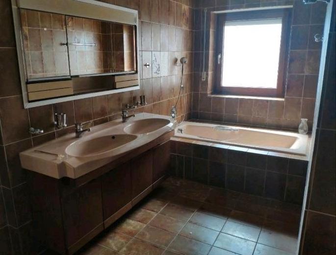 Etagenwohnung Freudenberg - 5 Zimmer, 120 m&sup2;, 820&euro; | Angebot:25922025