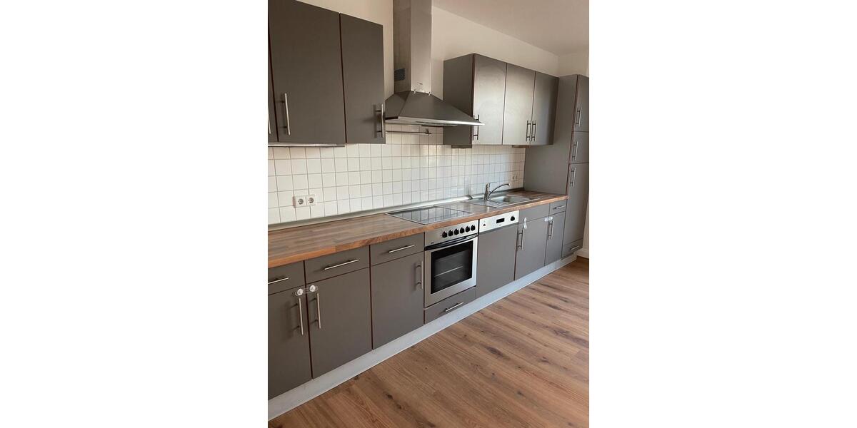 Etagenwohnung Siek - 3 Zimmer, 115 m&sup2;, 1.450&euro; | Angebot:25053627