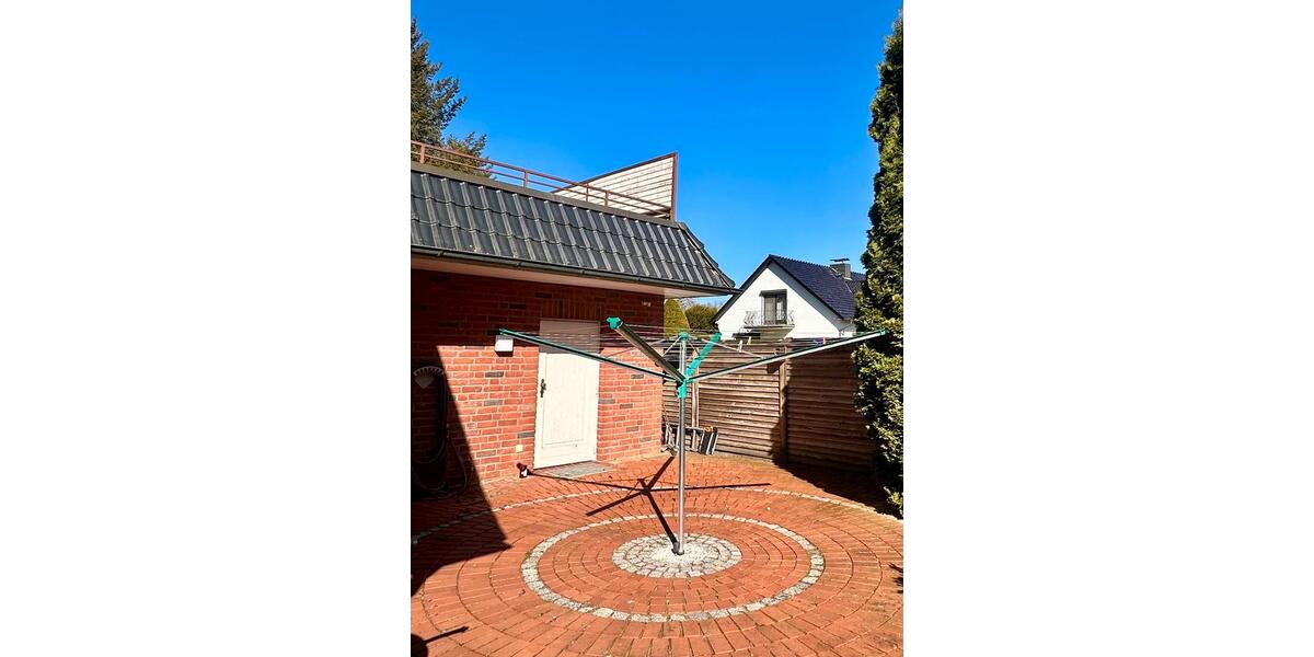 Einfamilienhaus Buxtehude - 2 Zimmer, 183 m&sup2;, 2.700&euro; | Angebot:26091803