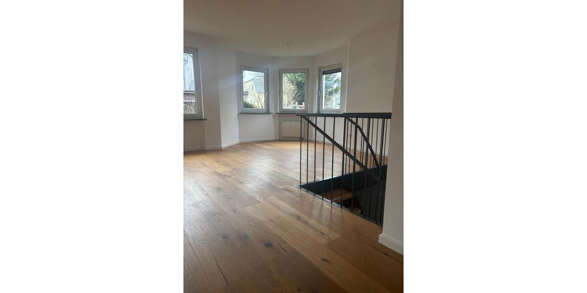 Erdgeschoßwohnung München Aubing-Lochhausen-Langwied - 4 Zimmer, 160 m&sup2;, 2.950&euro; | Angebot:25102130