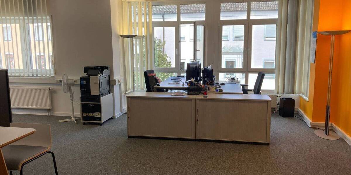 Gewerbeobjekt Illertissen - 1 Zimmer, 95 m&sup2;, 950&euro; | Angebot:22505070