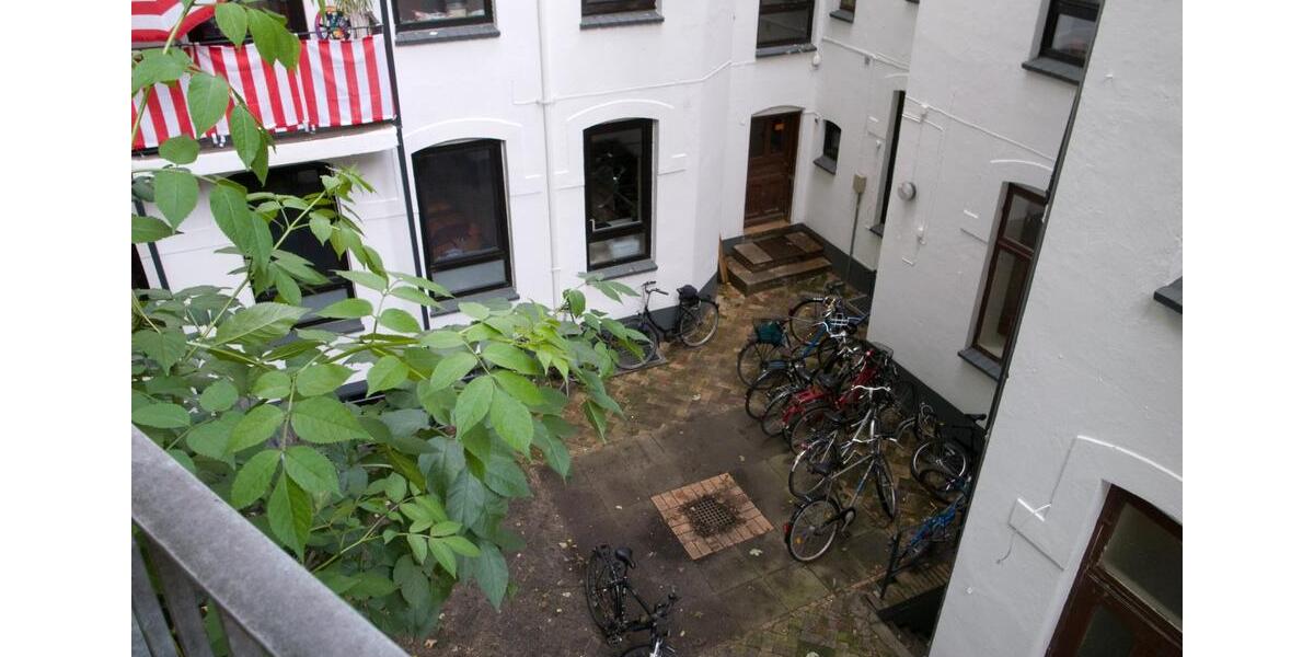 Etagenwohnung Flensburg Altstadt - 5 Zimmer, 136 m&sup2;, 978&euro; | Angebot:25858483