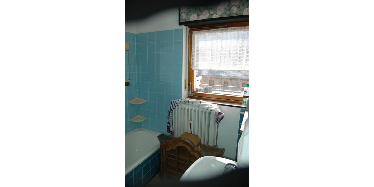 Etagenwohnung Neumagen-Dhron Dhron - 4 Zimmer, 100 m&sup2;, 800&euro; | Angebot:26635153