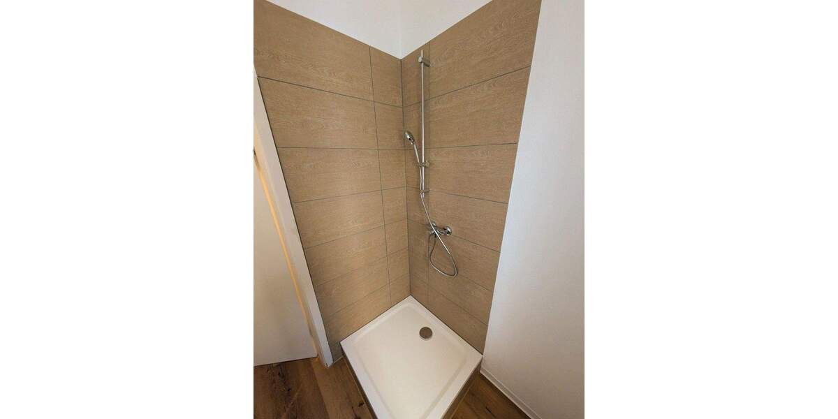 Etagenwohnung Schwäbisch Hall Tullauer Höhe - 3 Zimmer, 125 m&sup2;, 1.100&euro; | Angebot:25801403