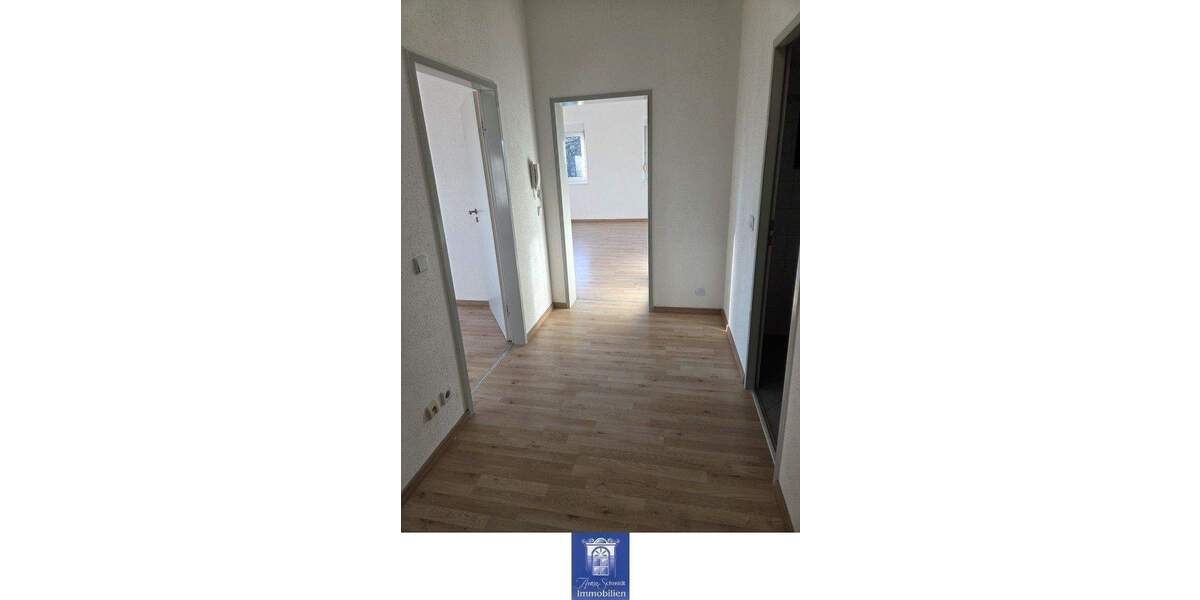 Etagenwohnung Senftenberg - 2 Zimmer, 72 m&sup2;, 460&euro; | Angebot:25781181