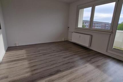 Wohnung Pasewalk - 3 Zimmer, 63 m&sup2;, 328&euro; | Angebot:26283568