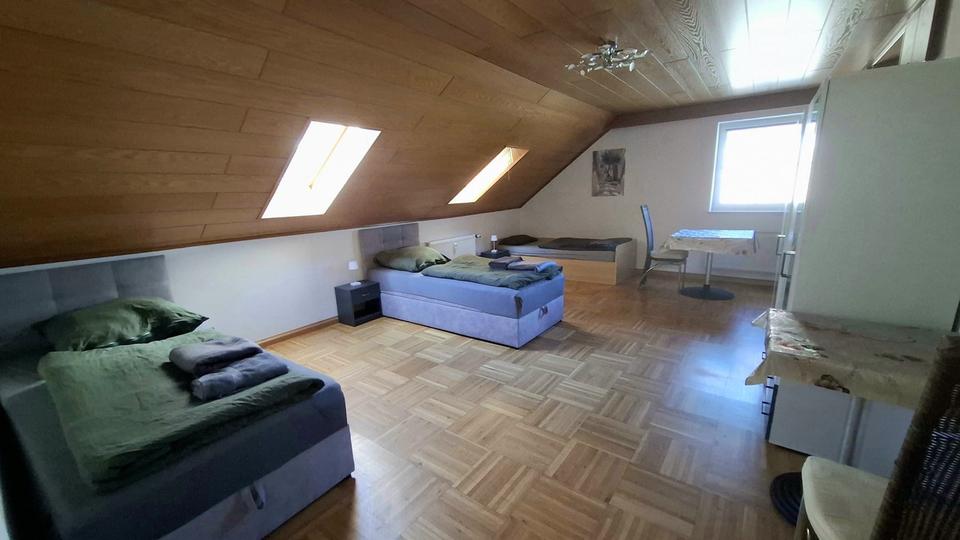 Dachgeschoßwohnung Neunburg vorm Wald - 4 Zimmer, 140 m&sup2;, 240&euro; | Angebot:25975839