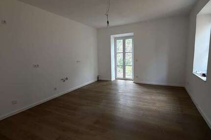 Wohnung Burgau Oberknöringen - 4 Zimmer, 102 m&sup2;, 1.150&euro; | Angebot:26186057