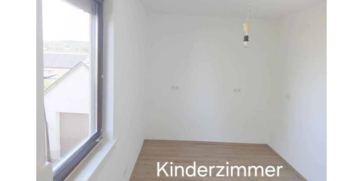 Etagenwohnung Aidhausen - 5 Zimmer, 160 m&sup2;, 895&euro; | Angebot:26335082