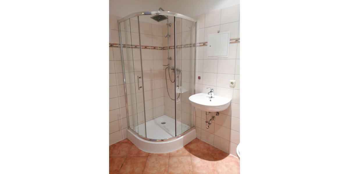 Etagenwohnung Altenburg - 3 Zimmer, 66 m&sup2;, 435&euro; | Angebot:25145531