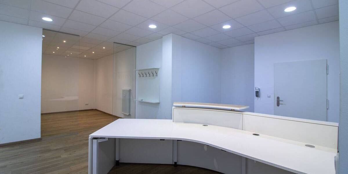 Gewerbeobjekt Bad Tölz - 8 Zimmer, 140 m&sup2;, 1.400&euro; | Angebot:26305743