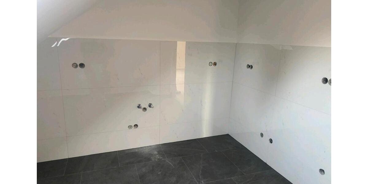 Dachgeschoßwohnung Sulingen - 4 Zimmer, 100 m&sup2;, 900&euro; | Angebot:26039706