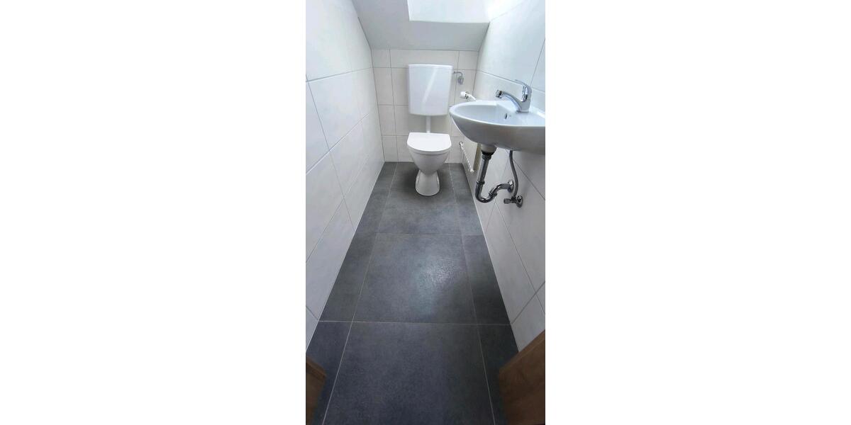 Dachgeschoßwohnung Burglauer - 3 Zimmer, 90 m&sup2;, 650&euro; | Angebot:26327217