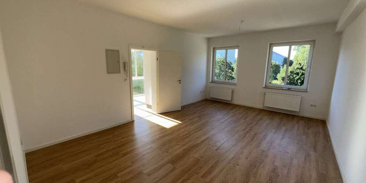 Wohnung zum Mieten in Königs Wusterhausen 1.300 € 100 m² 4 zimmer