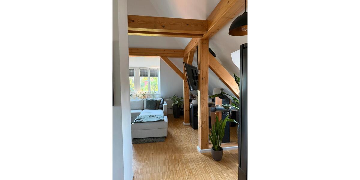 Dachgeschoßwohnung Berlin Spandau - 2 Zimmer, 80 m&sup2;, 1.320&euro; | Angebot:26705667